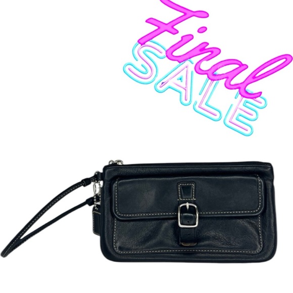 🖤Coach Black Leather Wristlet🖤 - Picture 1 of 9